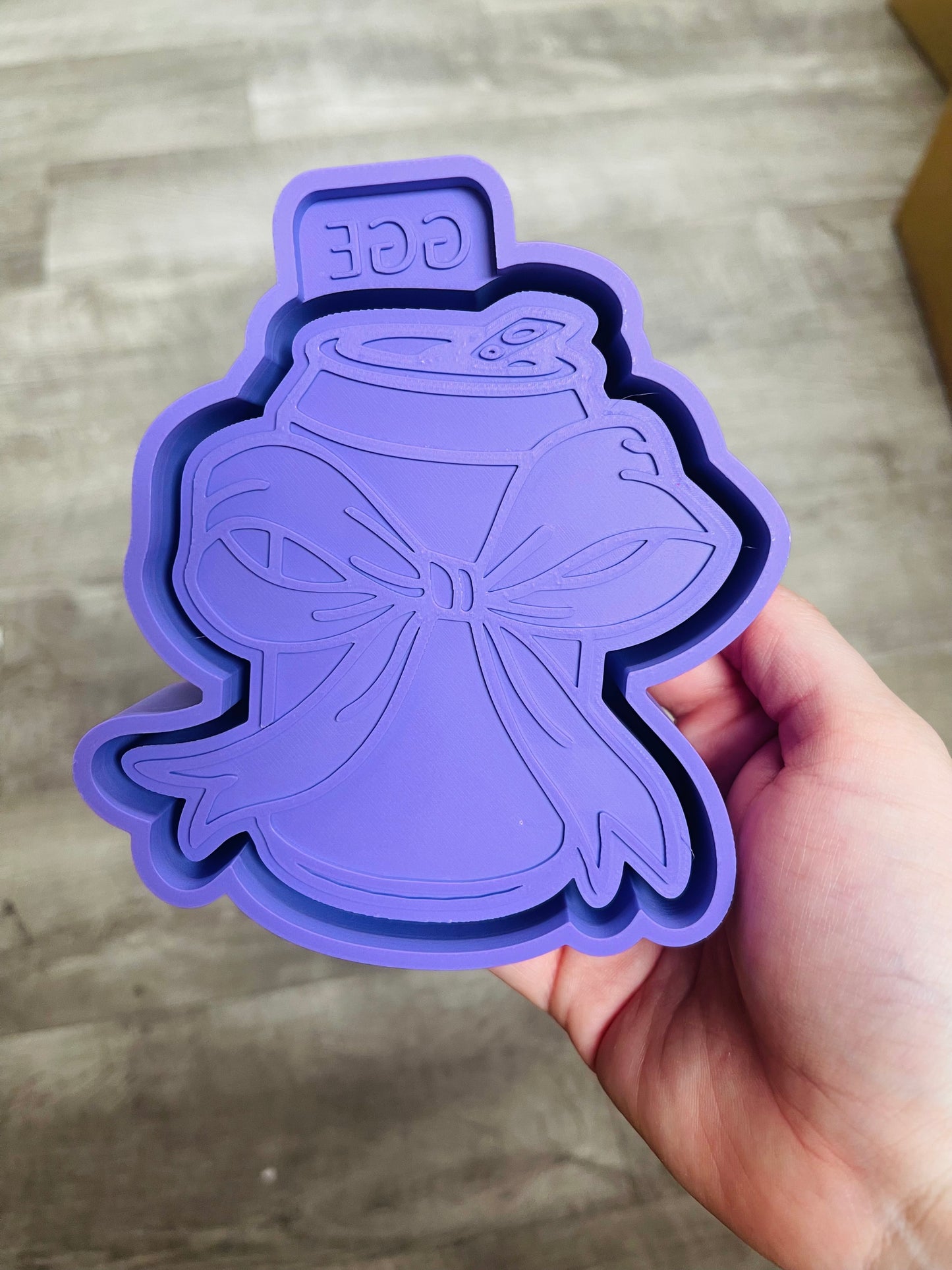 Can w/GGE Bow - Silicone Mold