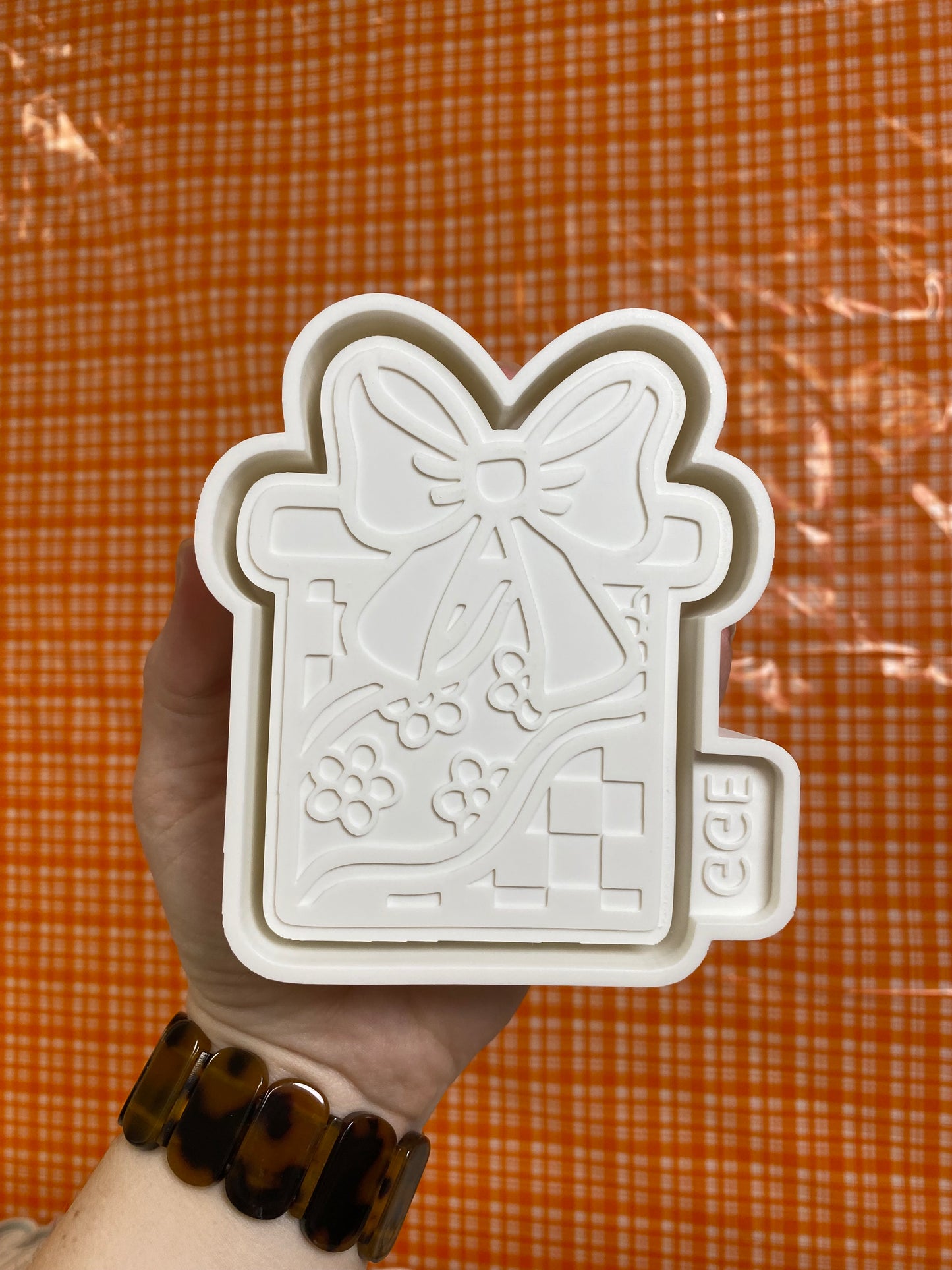 Groovy Present with Bow Mold - Silicone Mold