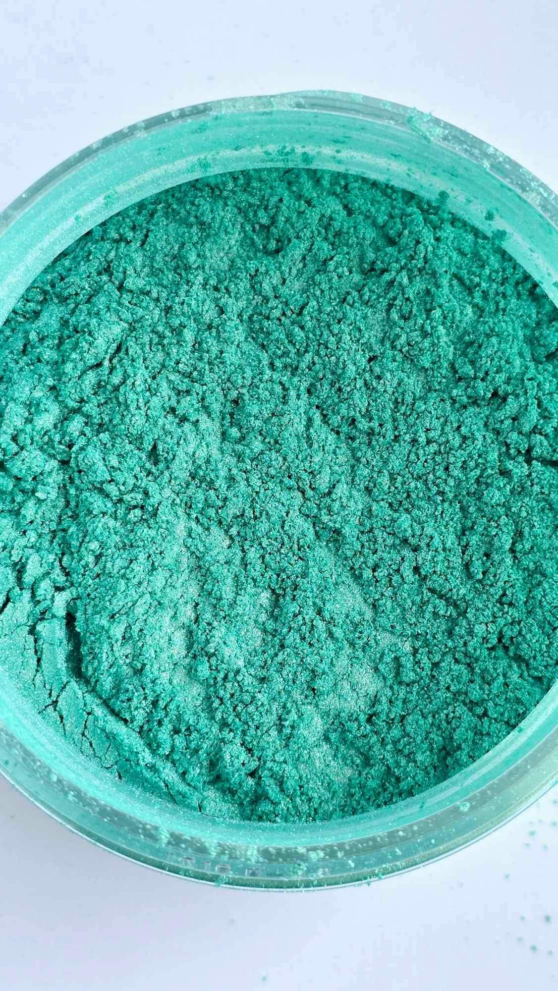 PEARL MICA 1OZ: Mint Condition