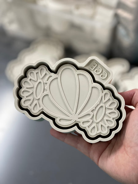 Silicone Mold: Shell with Conchos
