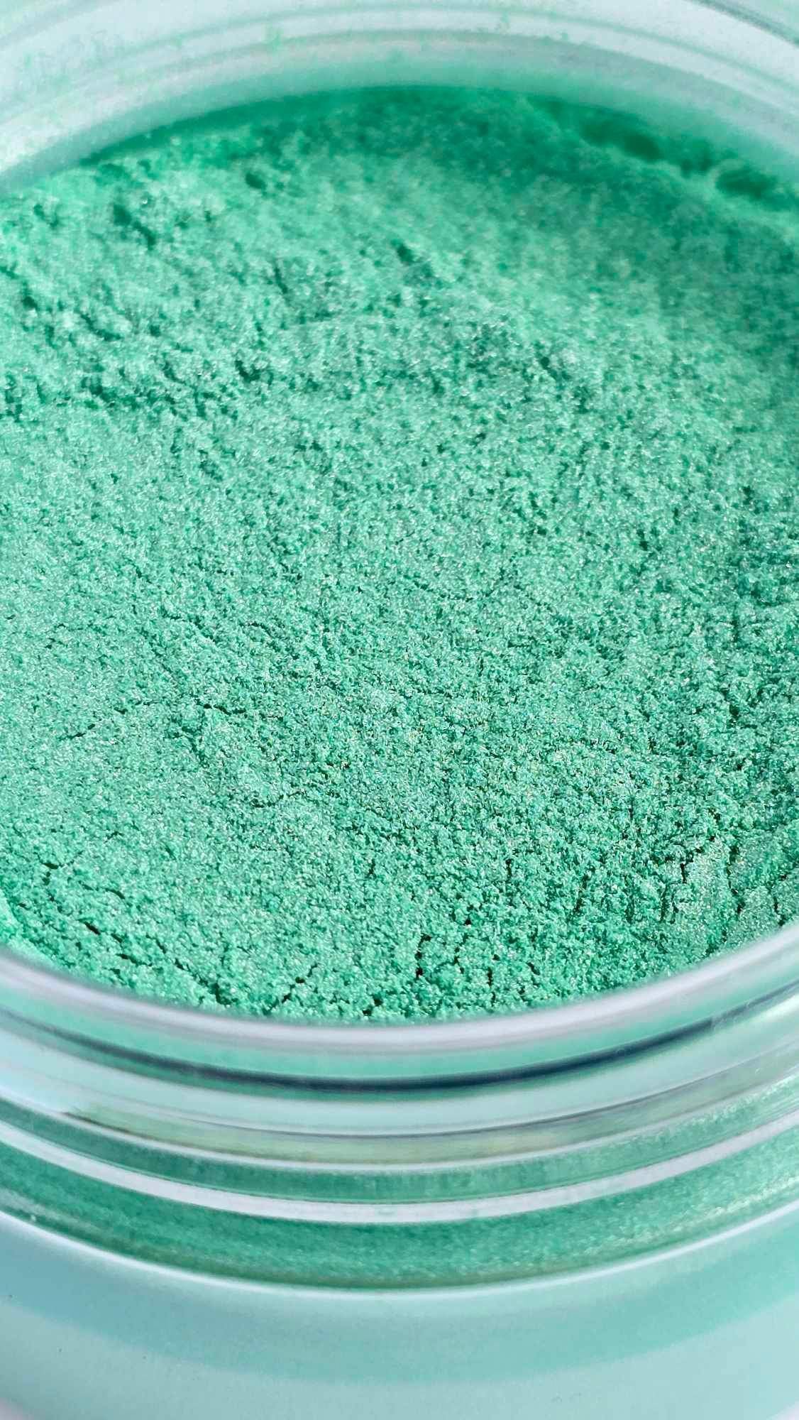 PEARL MICA 1OZ: Frosted Pine
