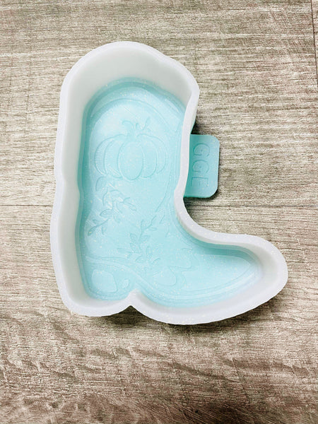 Silicone Mold: Fall Boot With Pumpkin (GGE EXCLUSIVE)