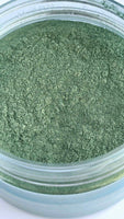 PEARL MICA 1OZ: Nessie
