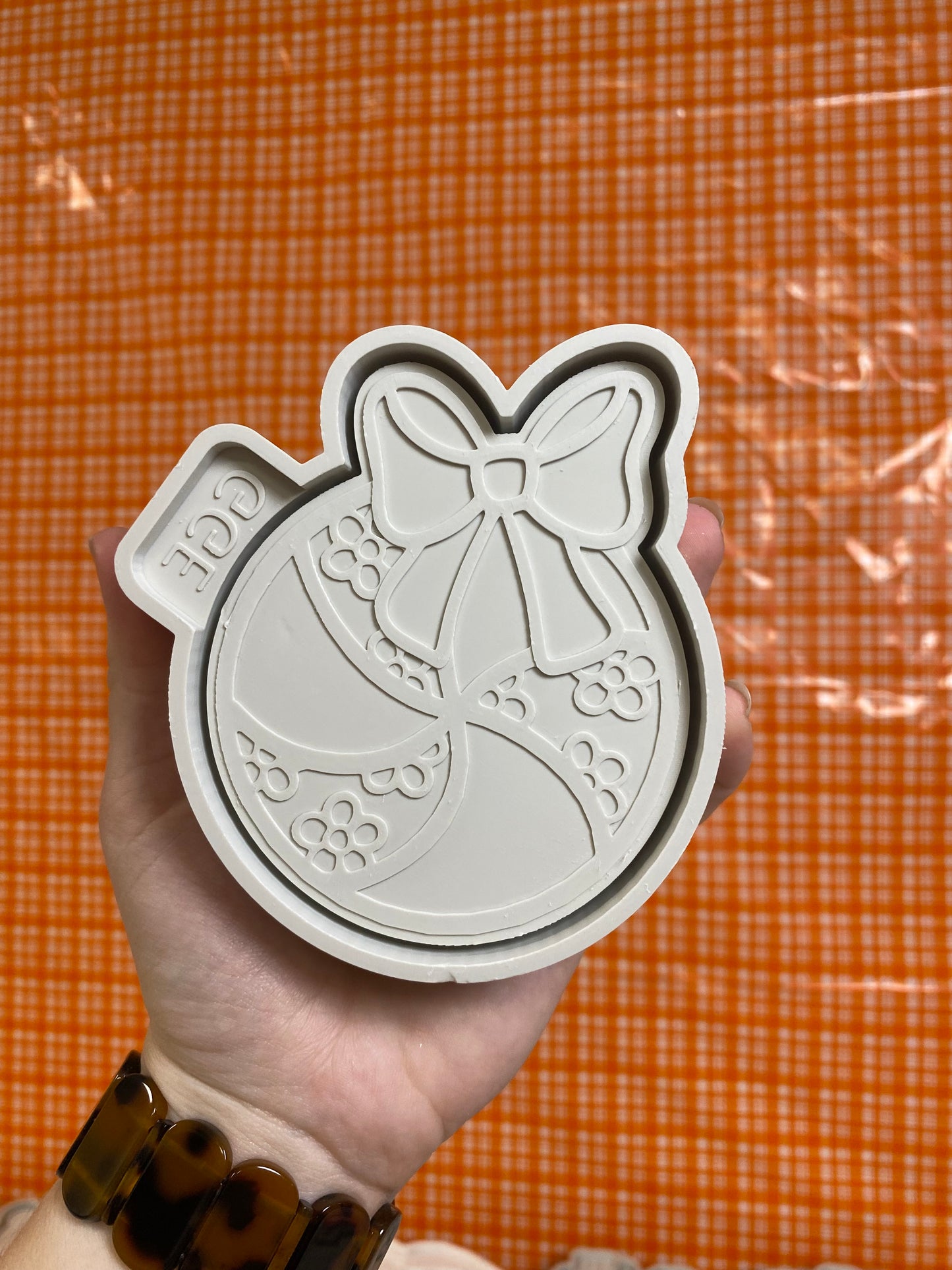 Groovy Peppermint with Bow Mold - Silicone Mold