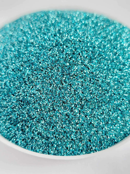 Fine Metallic: Azulta