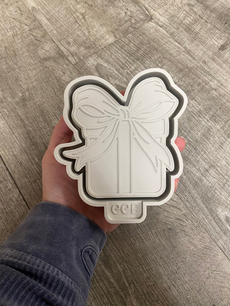 Silicone Mold- Present with Coquette Bow