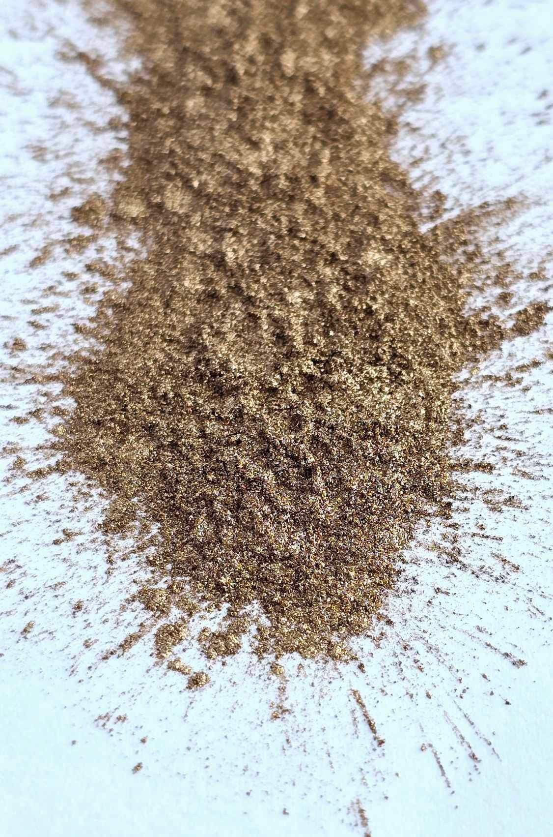 SUPER METALLIC MICA 1OZ: Not the Gumdrop Buttons
